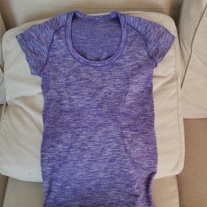 Lululemon Swiftly tech short sleeve tee - size 4